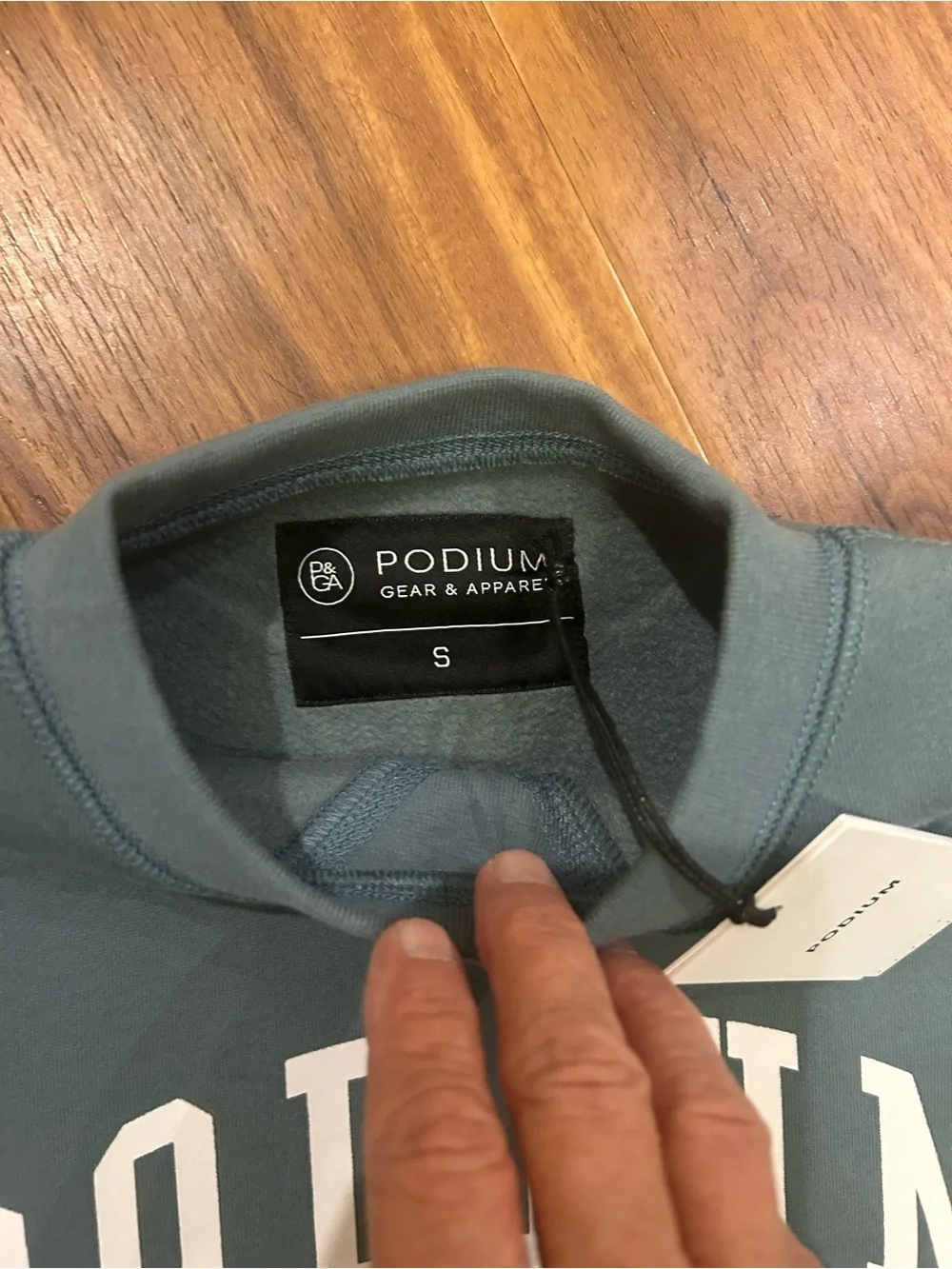 Men's Crewneck Sweatshirt in Sage Green NWT small